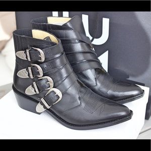 🚫SOLD🚫 Toga pulla leather buckle boots